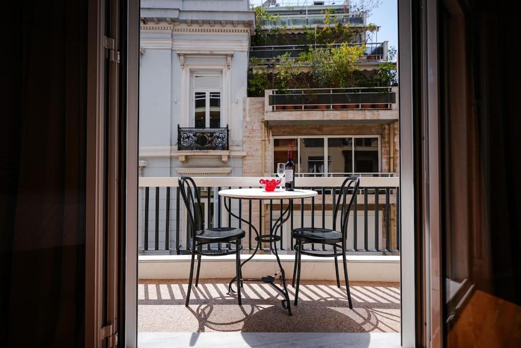 Syntagma Square, 60Sqm Dream Suite أثينا المظهر الخارجي الصورة