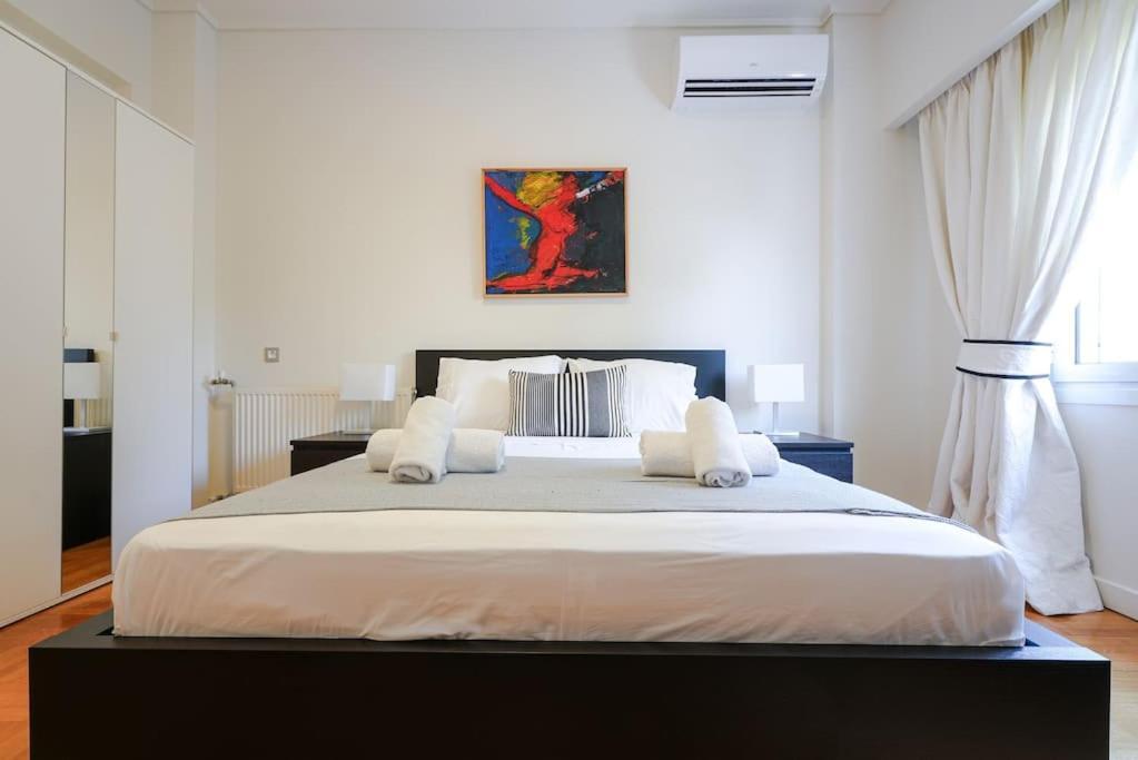 Syntagma Square, 60Sqm Dream Suite أثينا المظهر الخارجي الصورة