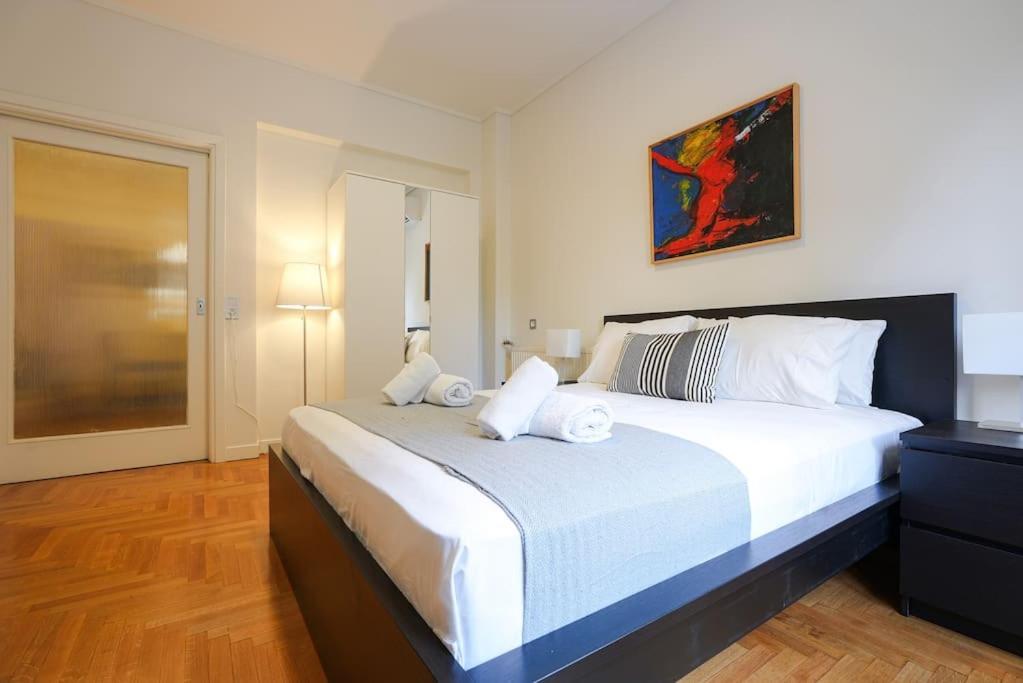 Syntagma Square, 60Sqm Dream Suite أثينا المظهر الخارجي الصورة